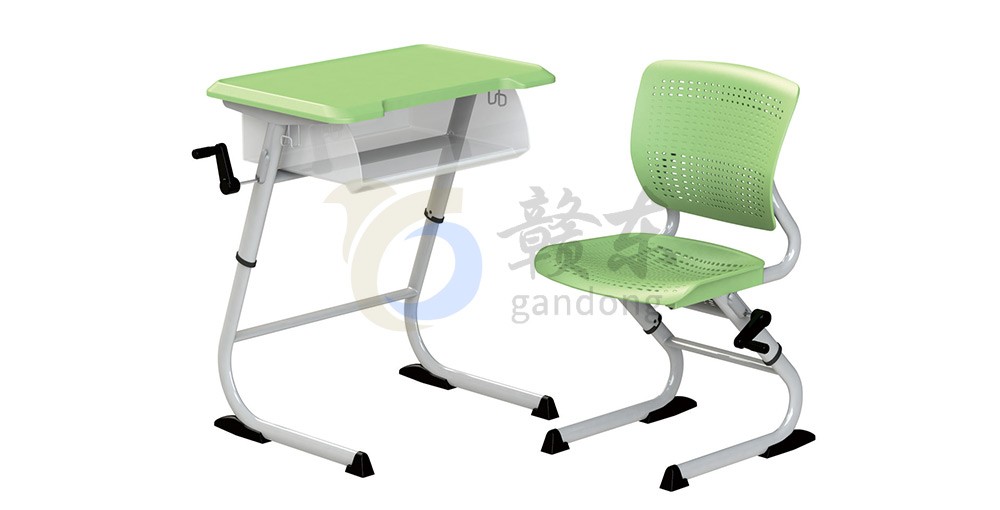 课桌椅